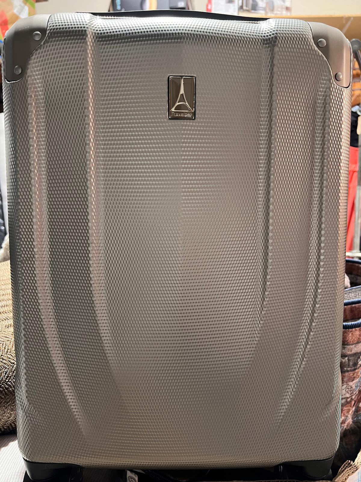 TRAVELPRO PATHWAYS LUGGAGE SET