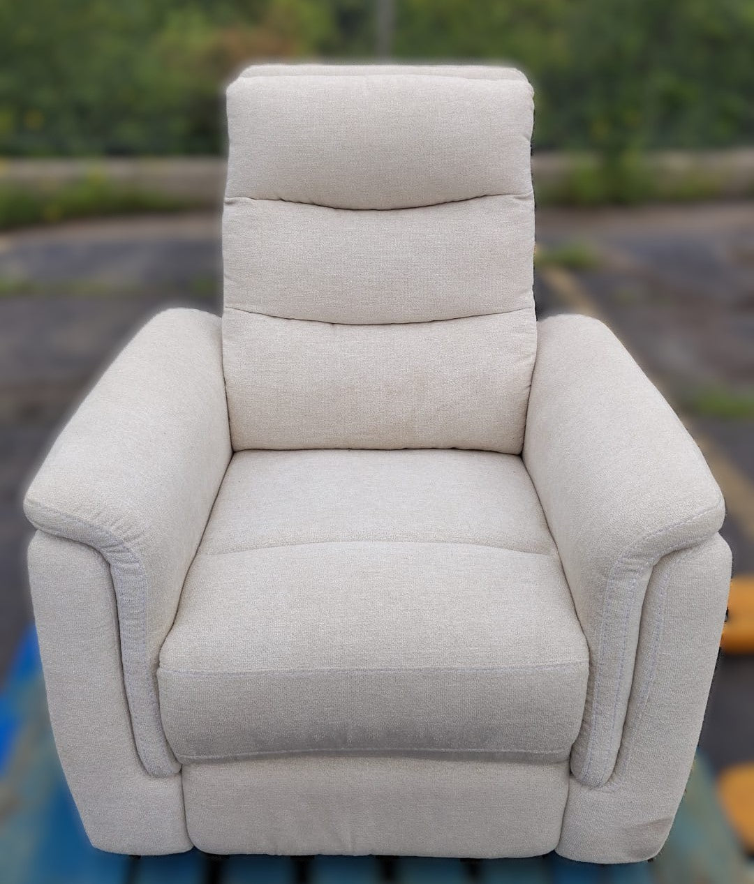 Sealy Jann Cream Recliner