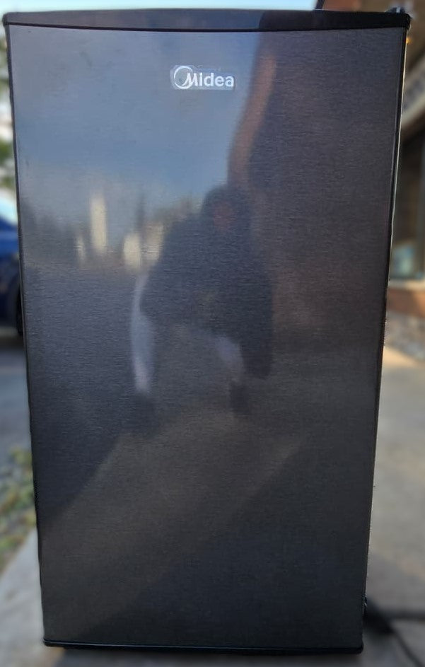 Midea Compact Refrigerator, 3.3 cu ft, Black