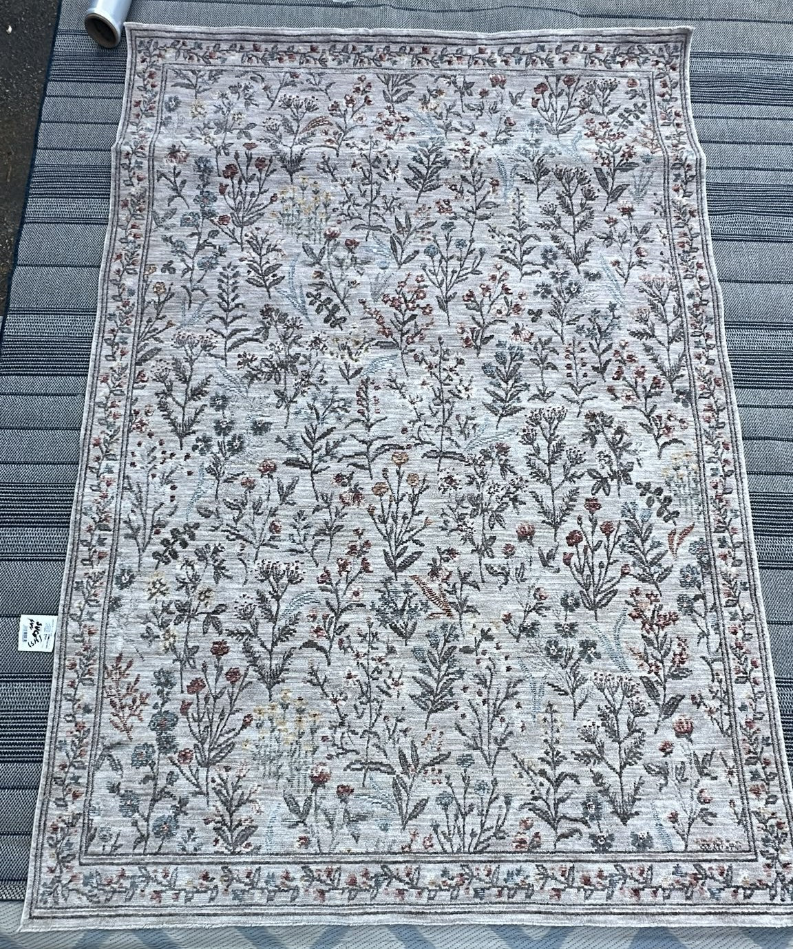 Viana Camellia Collection Eldoria Indoor Area Rug