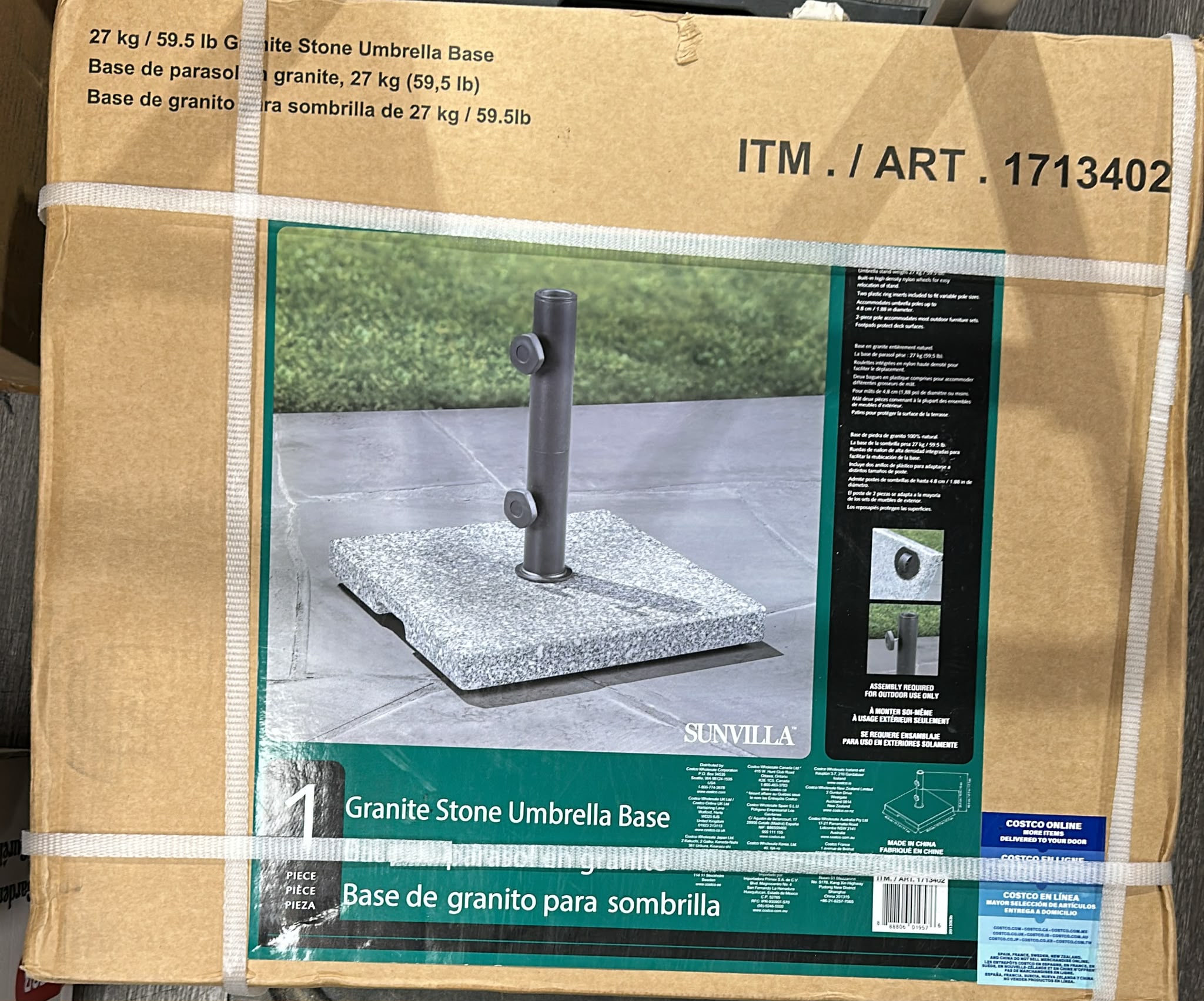 SunVilla Pembrooke 59.5 lb. Granite Umbrella Base