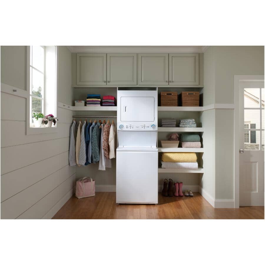 Frigidaire 27 in. White Electric 4.5 cu. ft. IEC Washer and 5.5 cu. ft. Dryer Laundry Centre