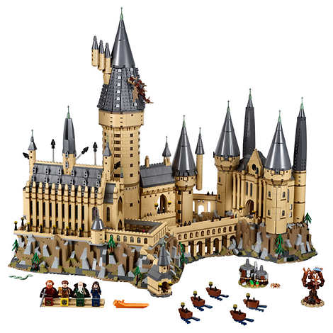 LEGO Harry Potter Hogwarts Castle 71043 with Bonus LEGO Harry Potter Hogsmeade Village Visit 76388