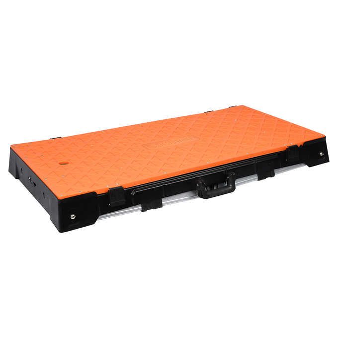 OMNI TABLE