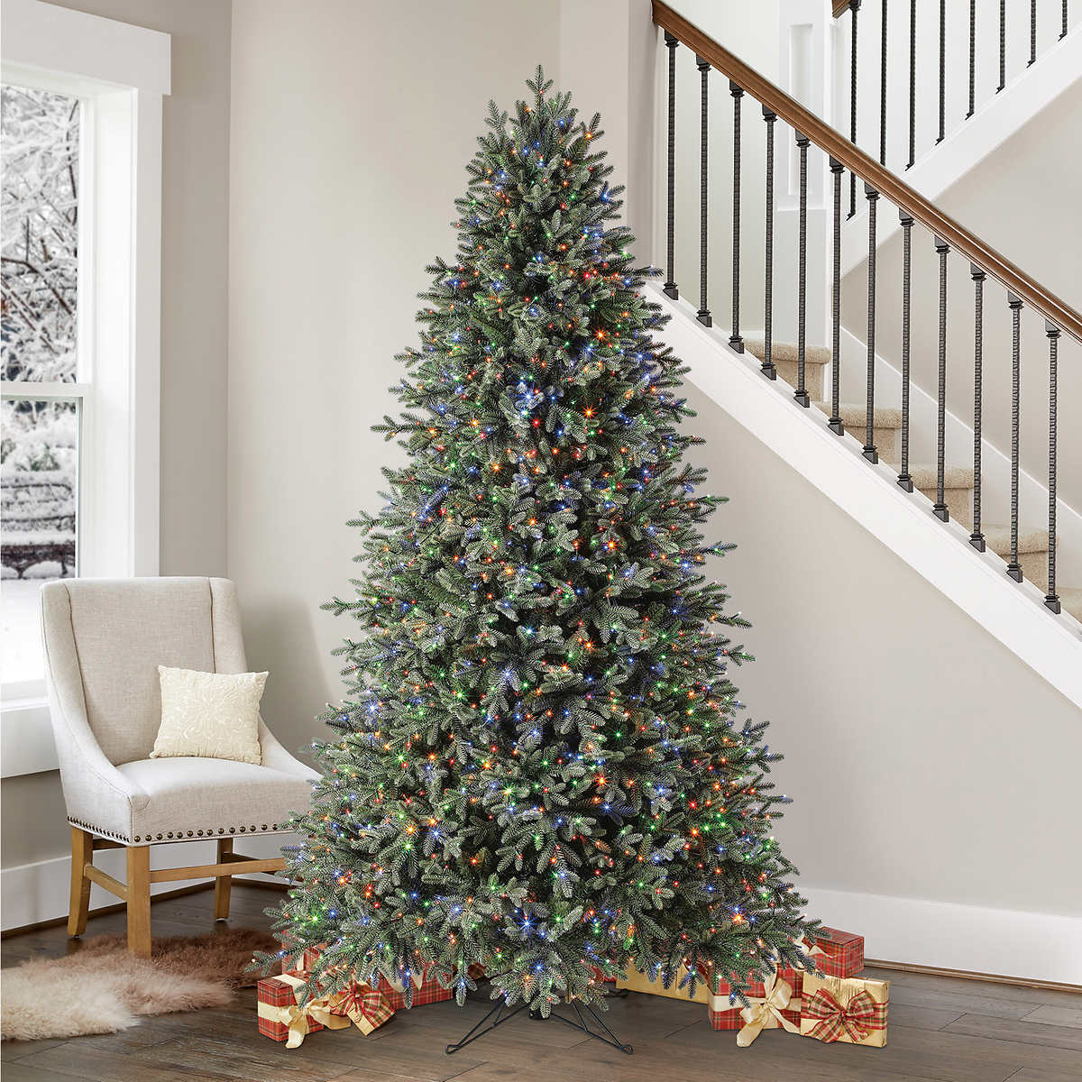 7.5 ft Pre-Lit Aspen EZ Connect Artificial Christmas Tree