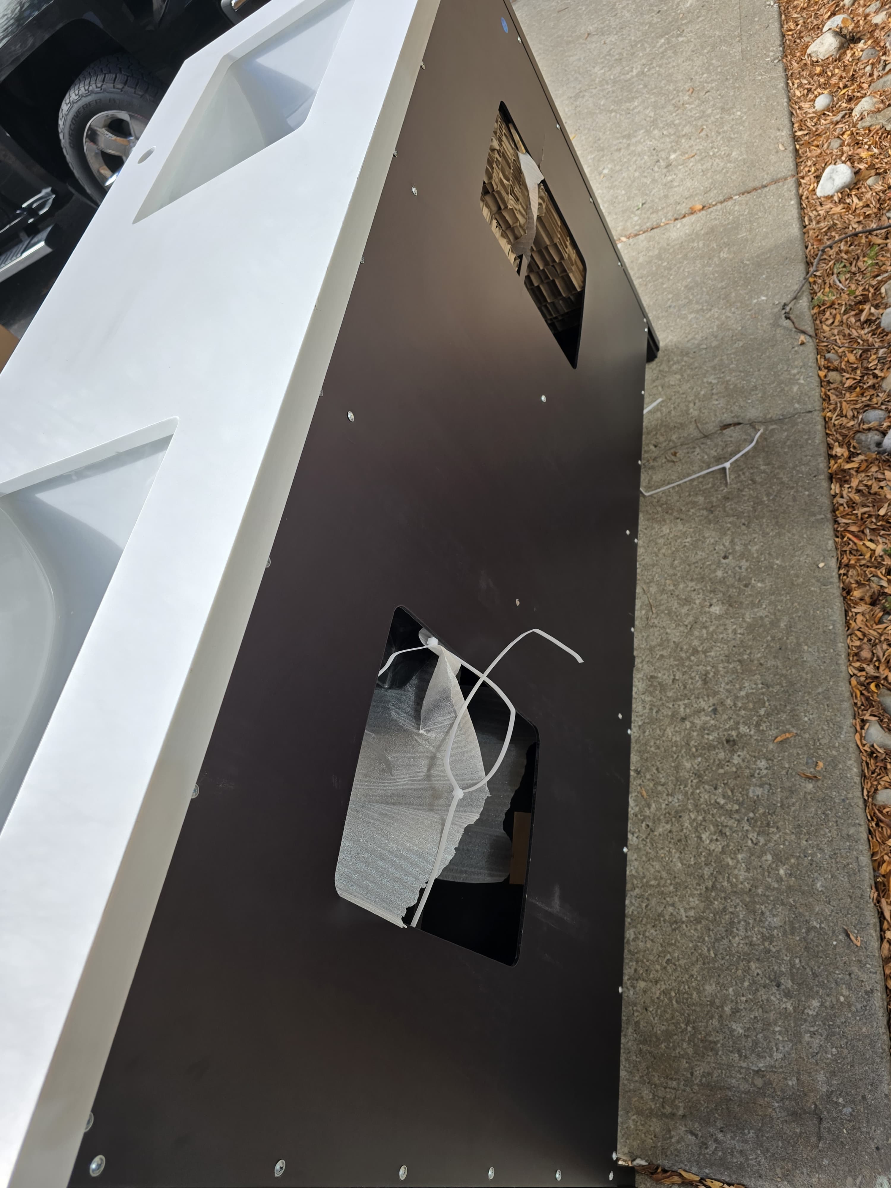 OVE LOURDES 60 IN Vanities (crack at the corner)